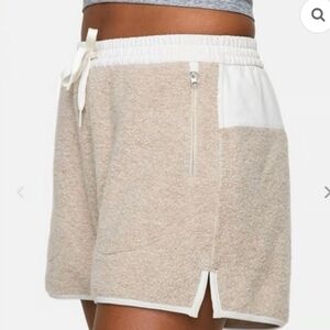 Outdoor Voices Cream and White Athletic Shorts Mid-Thigh Length (Flawes